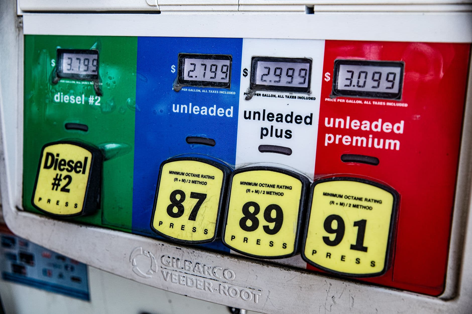 Oil Prices Head for Weekly Loss as Saudi Export Fears Ease