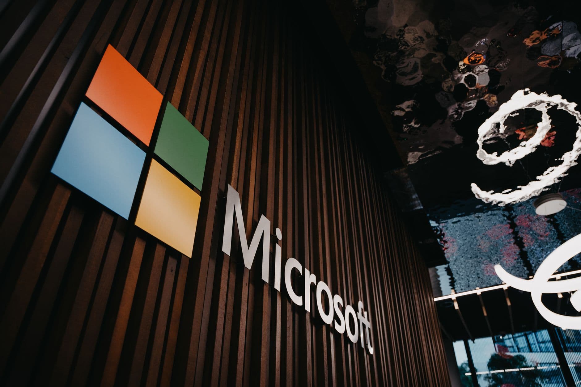 Microsoft plans to invest for large-scale Gulf expansion