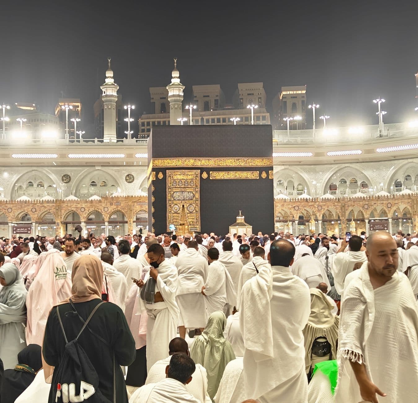 ما بعد النفط: هل يمكن أن يصبح الحج والعمرة بنية السعودية الاقتصادية؟ – رأي